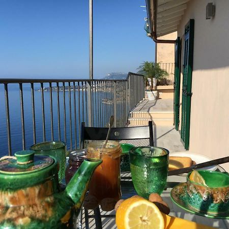 House In Grimaldi. Spectacular View Over The French Riviera! Grimaldi  Dış mekan fotoğraf