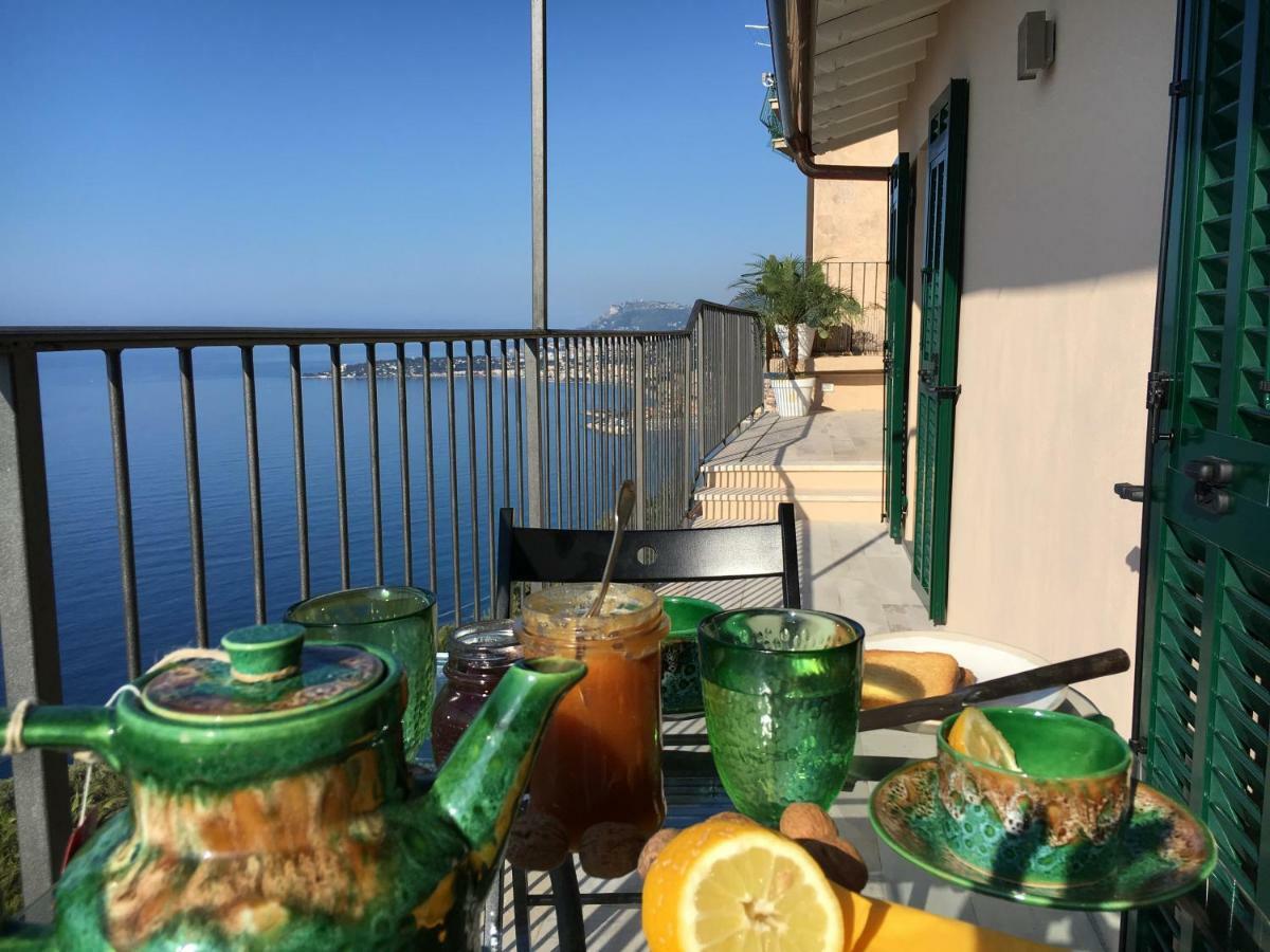 House In Grimaldi. Spectacular View Over The French Riviera! Grimaldi  Dış mekan fotoğraf